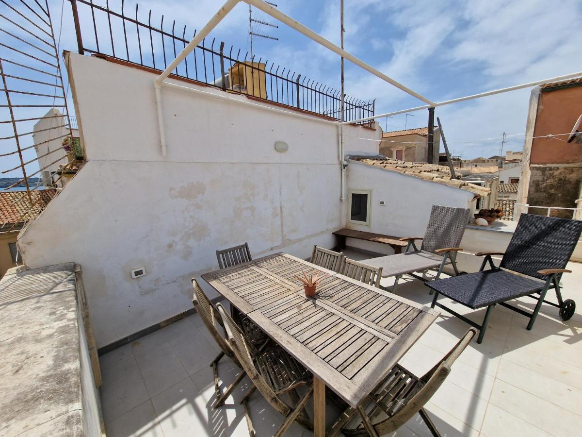 Sea-View Terrace & Bikes Moon Ortigia Holiday Home Syracuse Exterior photo