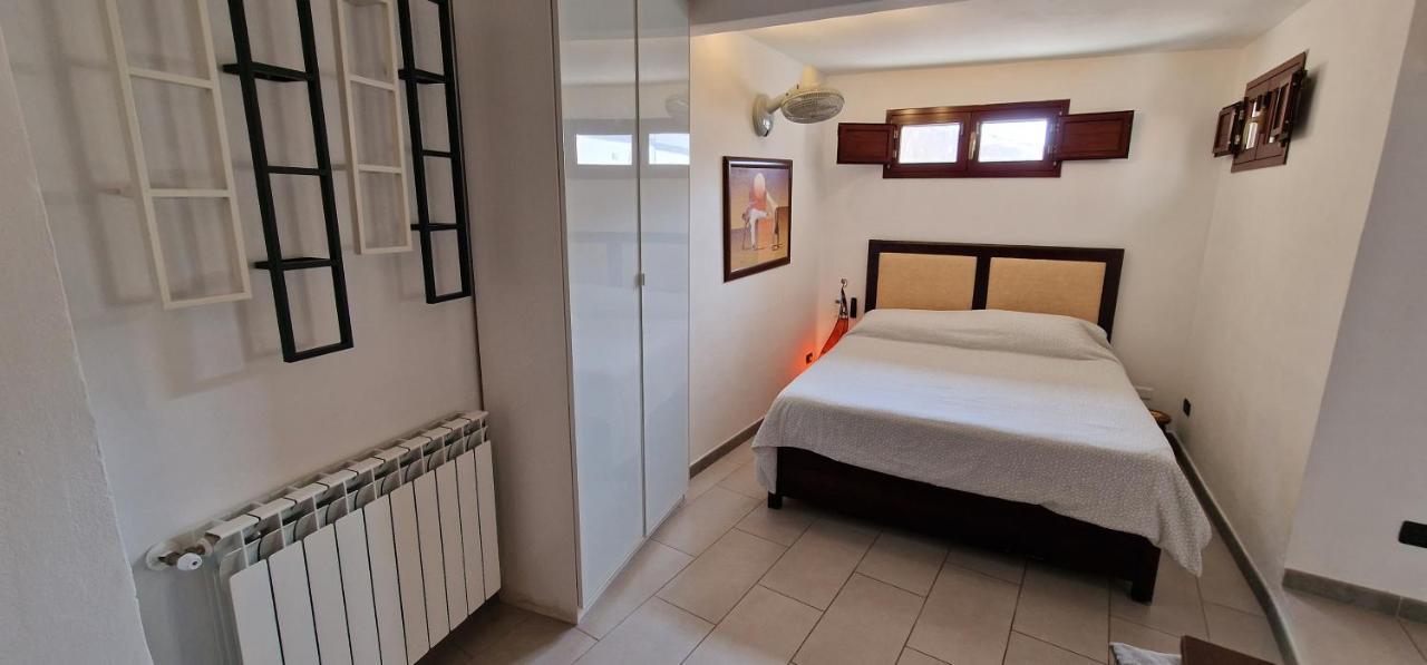 Sea-View Terrace & Bikes Moon Ortigia Holiday Home Syracuse Exterior photo